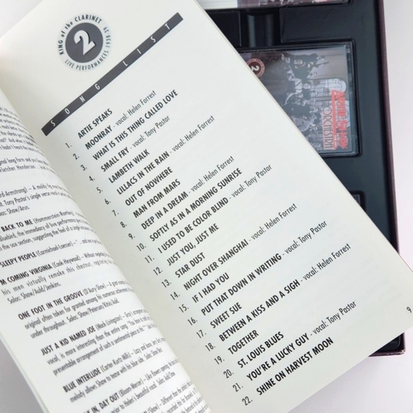 Artie Shaw, King of the clarinet 1938-39 3 cassette set mint condition Box set - Picture 9 of 13